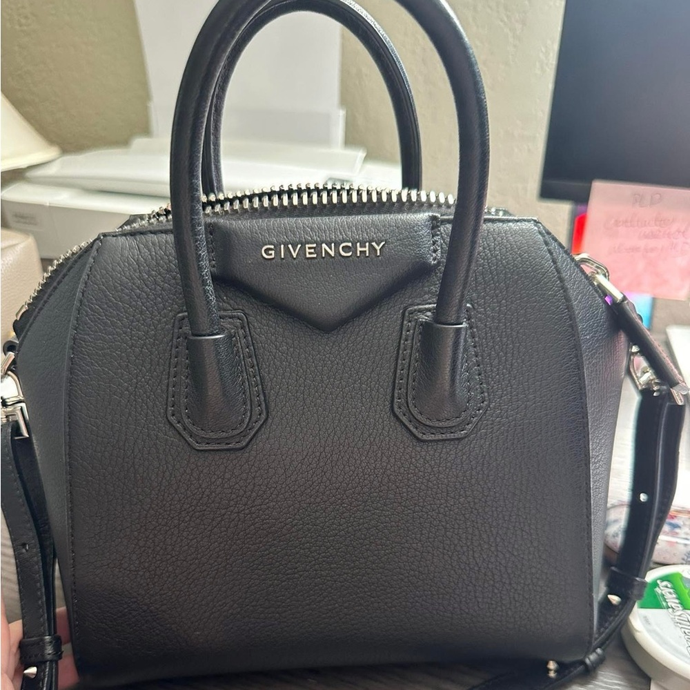Givenchy mini Antigona Black